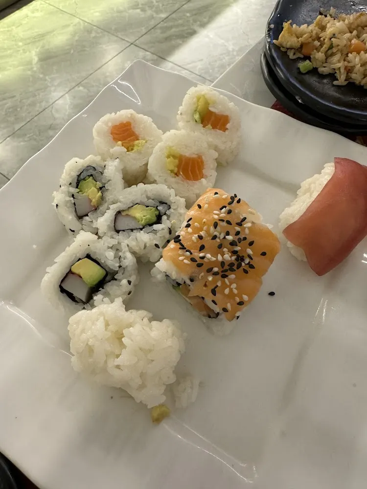 Sushi Saumon